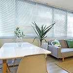Perspectives 1 Bedroom Apartment In Cbd With Rooftop Pool And Views