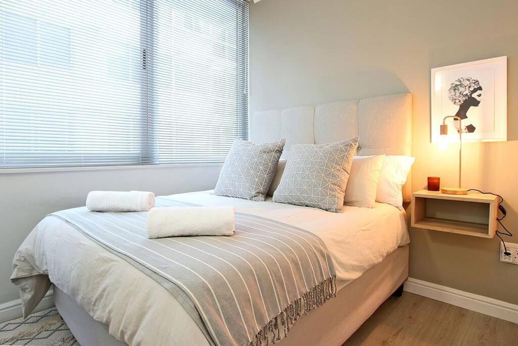 Apartment Perspectives 1 Bedroom In Cbd With Rooftop Pool And Views *
