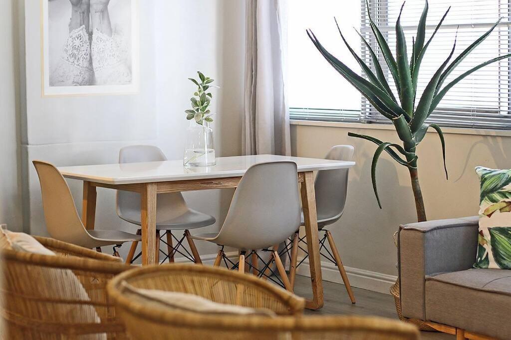 Perspectives 1 Bedroom In Cbd With Rooftop Pool And Views * Kapstadt