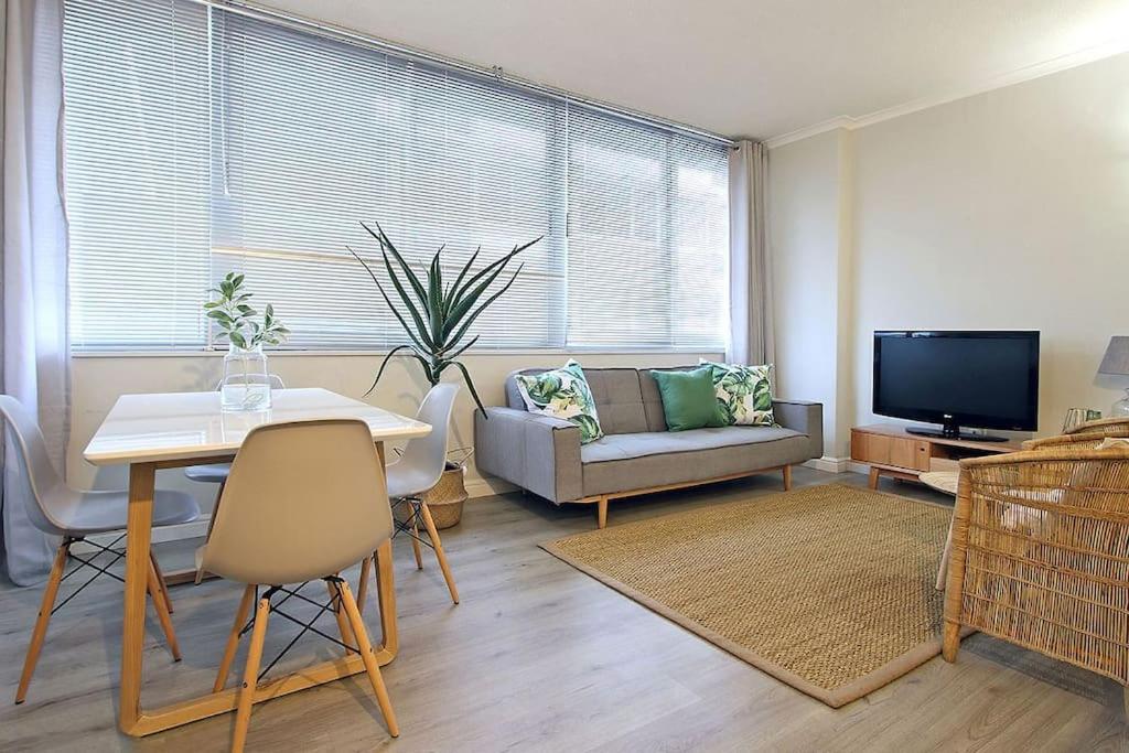 Perspectives 1 Bedroom In Cbd With Rooftop Pool And Views *